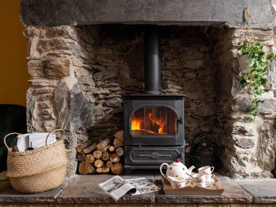 Charming 2 Bed Escape In Snowdonia National Park ! Nr Betws Y Coed Villa Exterior photo